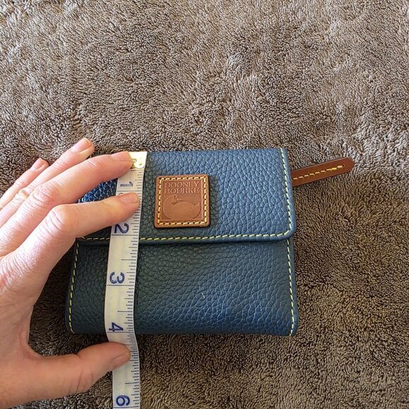 Dooney & Bourke Pebble Grain Small Flap Credit Card Wallet Teal Blue NIB NWT - Picture 13 of 14